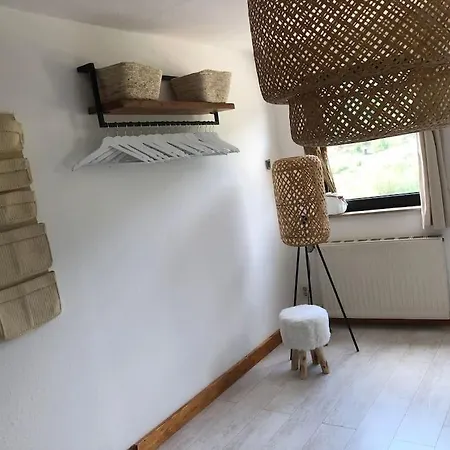 Vakantiehuis Burgen Aan De Moezel 別荘 ブルゲン
